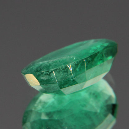 Emerald 2.11 ct