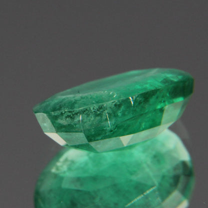 Emerald 2.11 ct