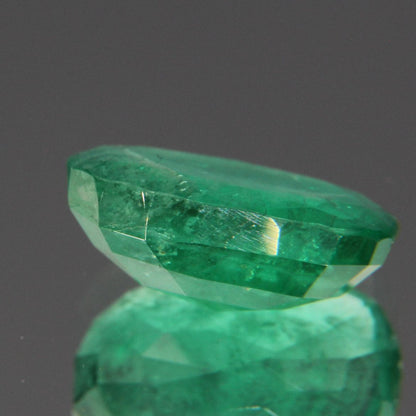 Emerald 2.11 ct