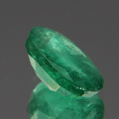 Emerald 2.11 ct