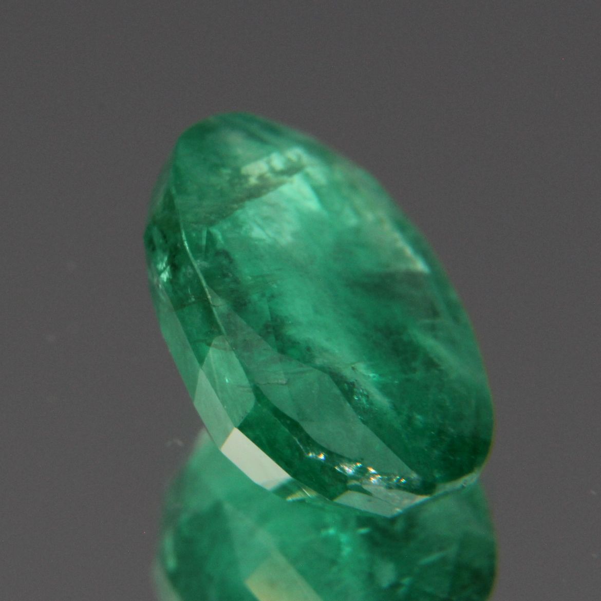 Emerald 2.11 ct
