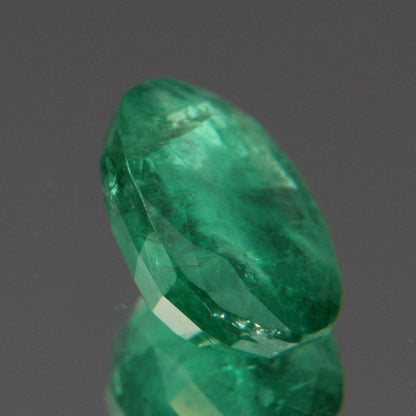Emerald 2.11 ct