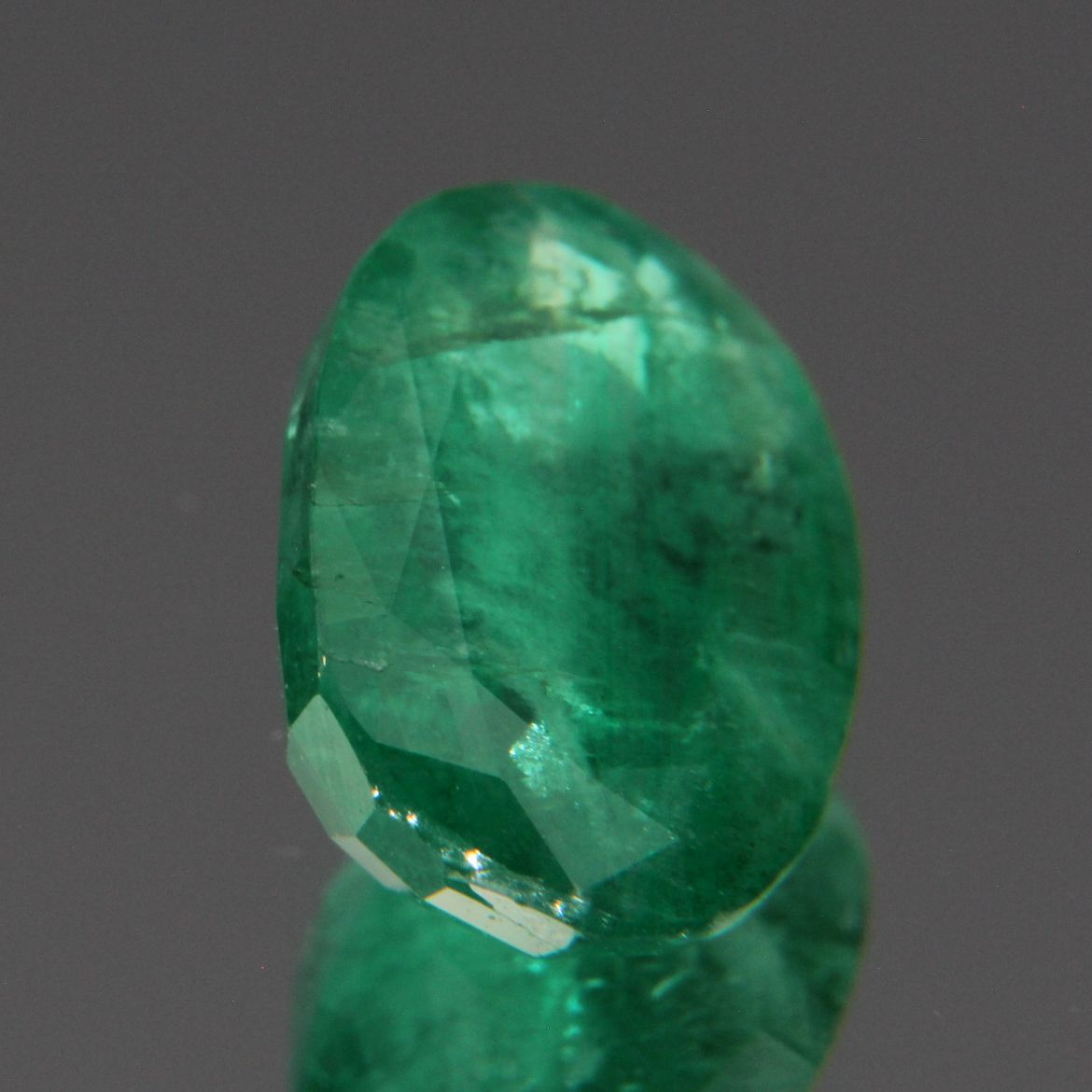 Emerald 2.11 ct