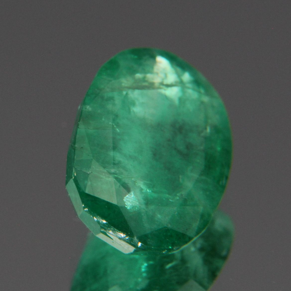 Emerald 2.11 ct