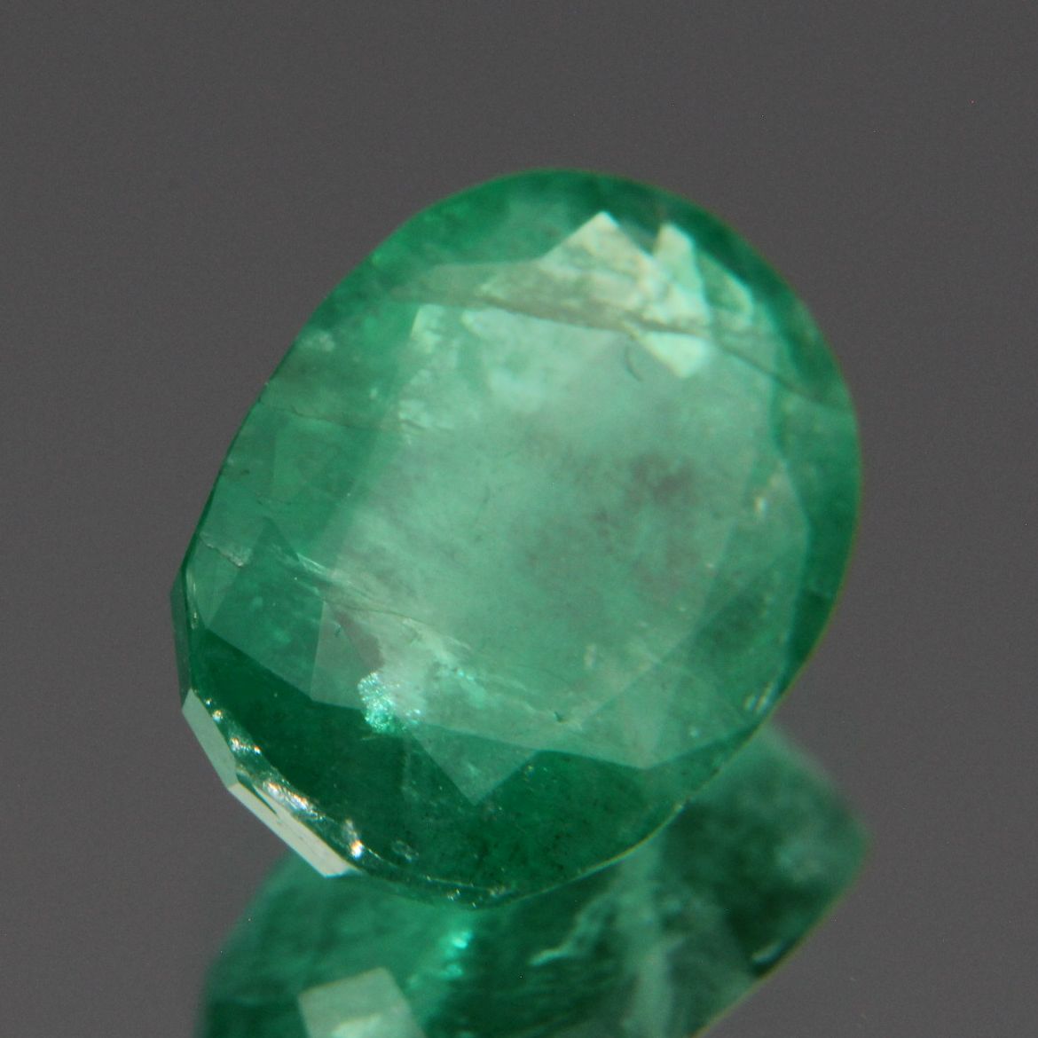 Emerald 2.11 ct