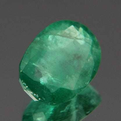 Emerald 2.11 ct