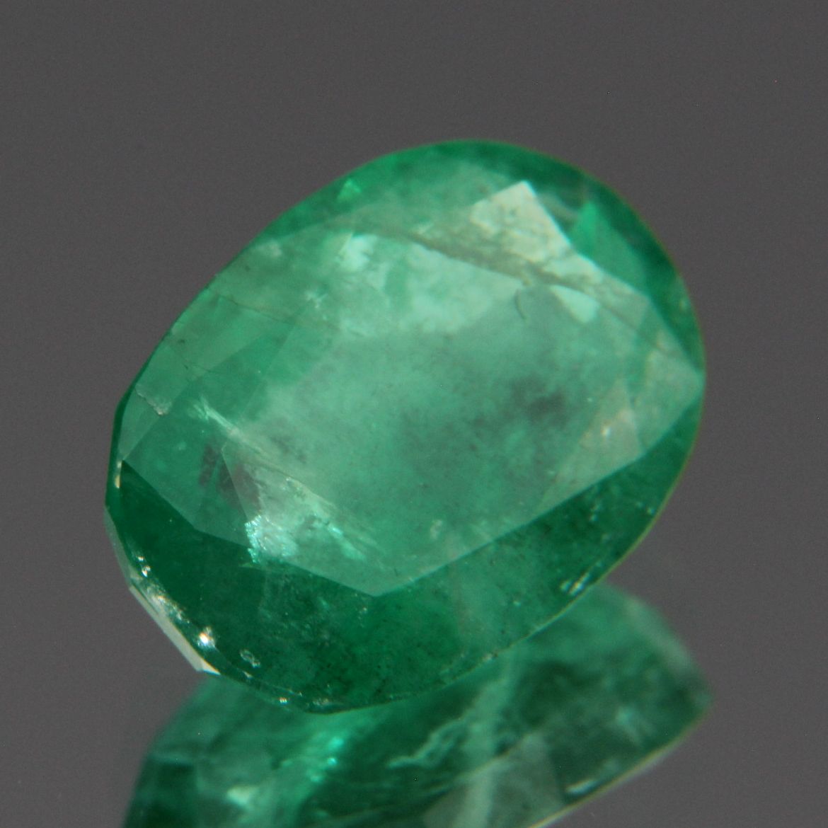 Emerald 2.11 ct