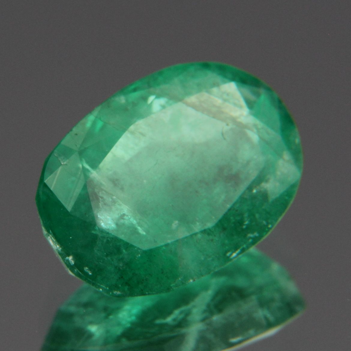 Emerald 2.11 ct