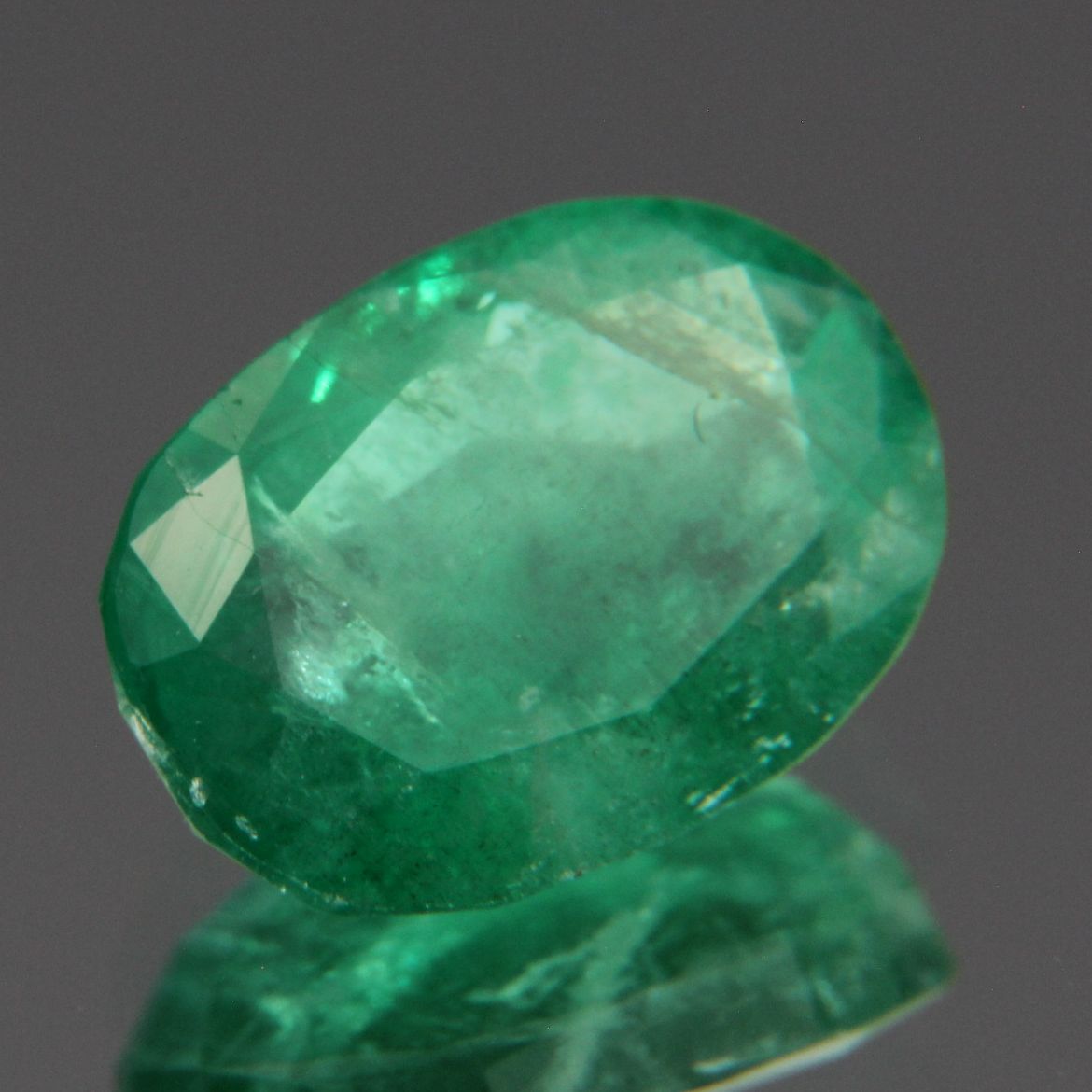 Emerald 2.11 ct
