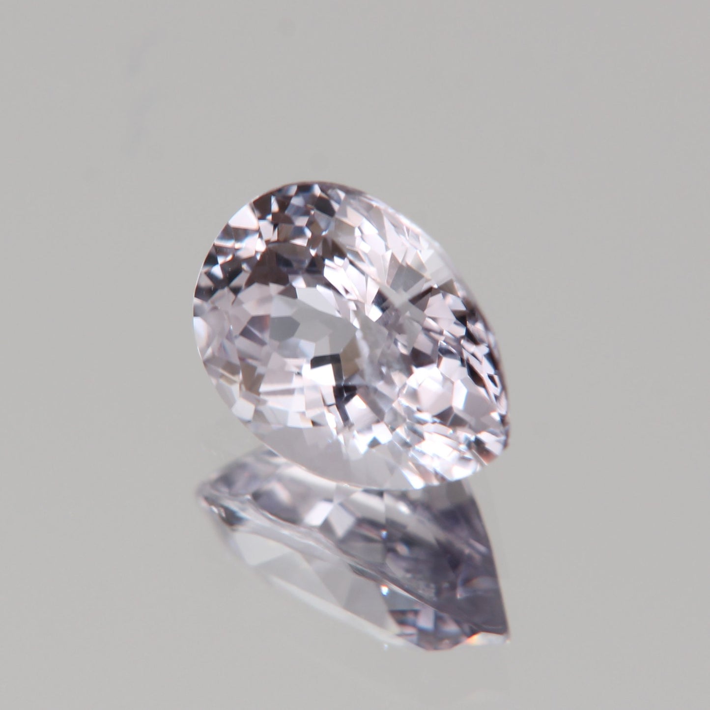 hellpinker Spinell 1.60ct