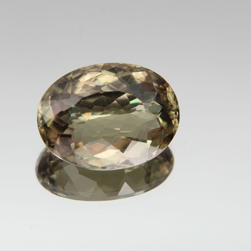 Diaspor (Sultanit) 7.03 ct