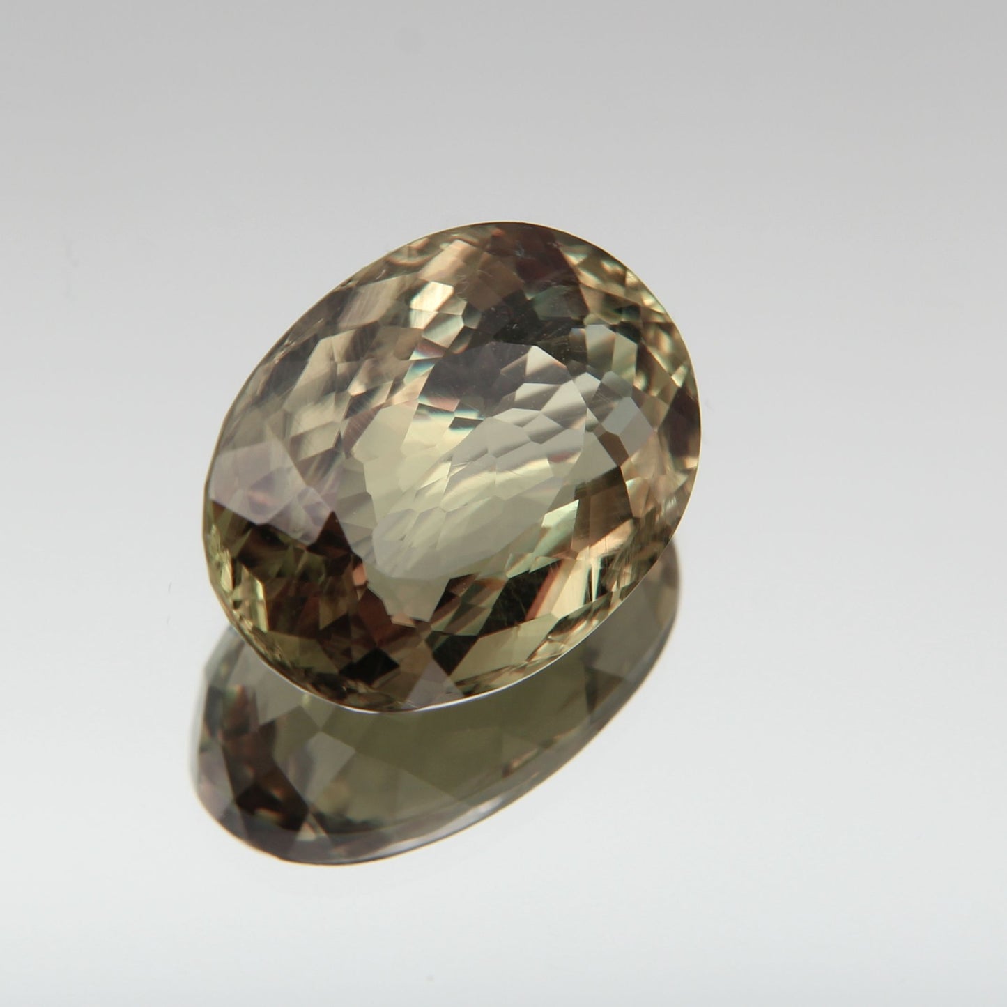 Diaspor (Sultanit) 7.03 ct