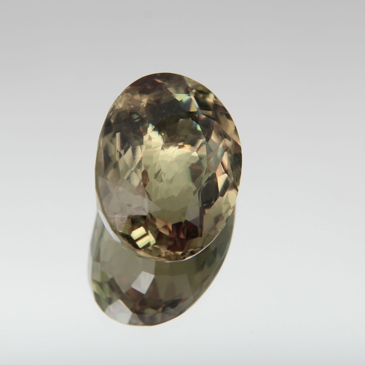 Diaspor (Sultanit) 7.03 ct
