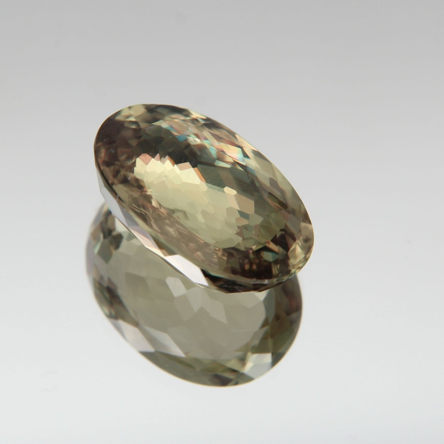 Diaspor (Sultanit) 10.10 ct