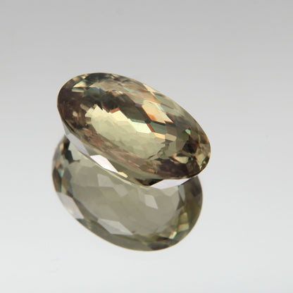 Diaspor (Sultanit) 7.03 ct