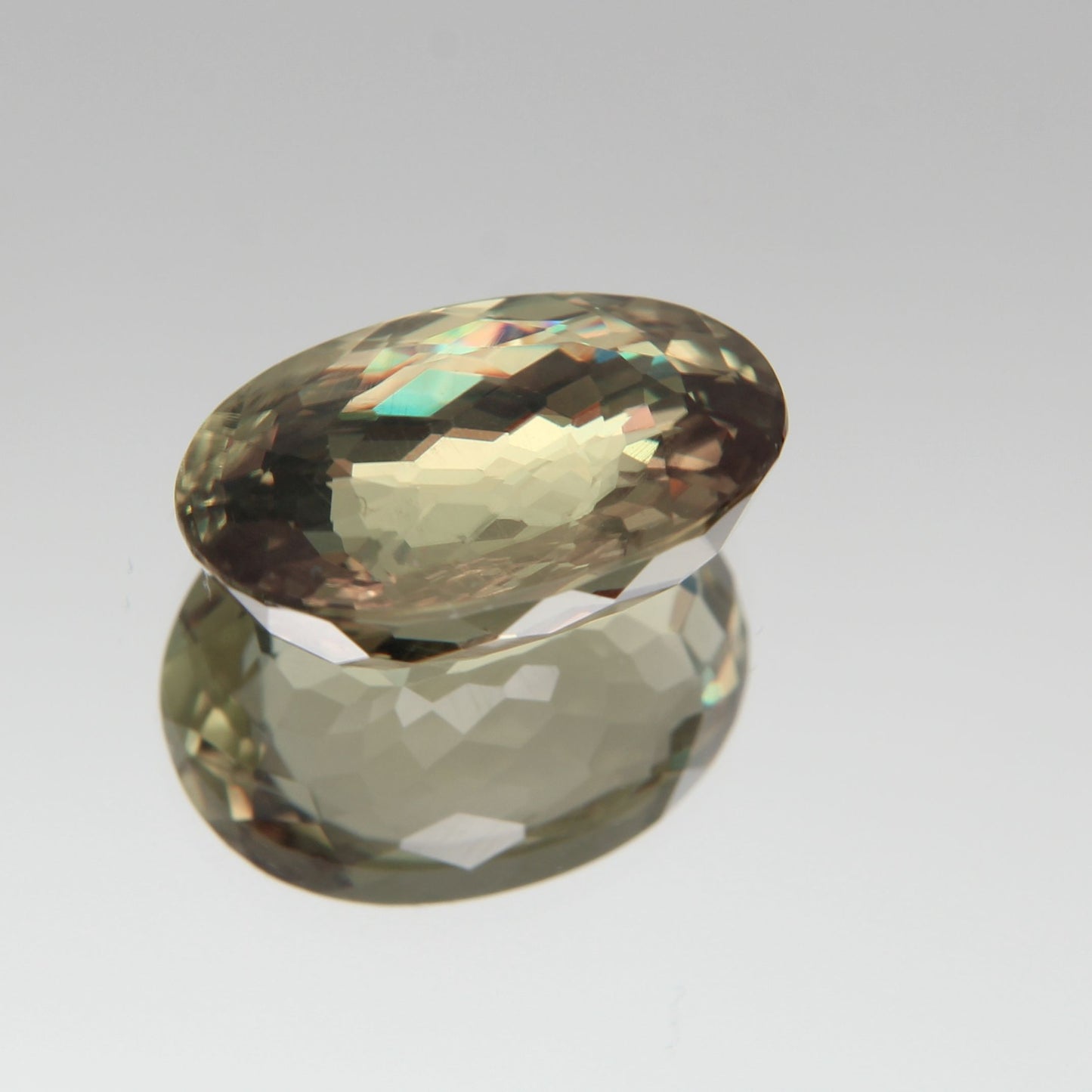 Diaspor (Sultanit) 7.03 ct