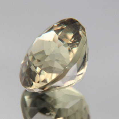 Diaspor(Sultanit) 2.06ct