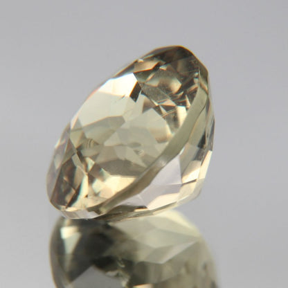 Diaspor(Sultanit) 2.06ct