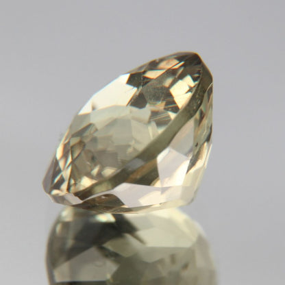Diaspor(Sultanit) 2.06ct