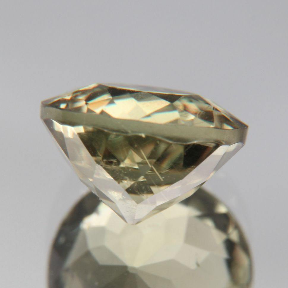 Diaspor(Sultanit) 2.06ct