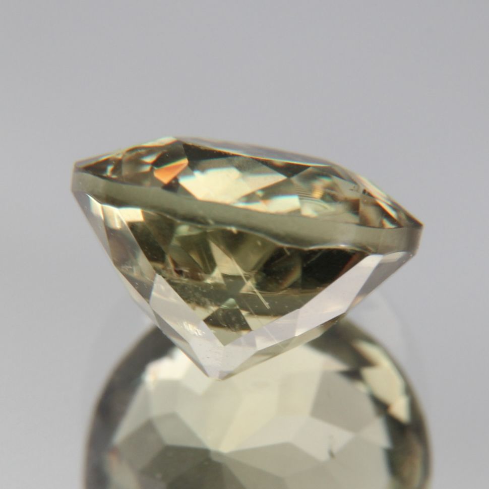 Diaspor(Sultanit) 2.06ct