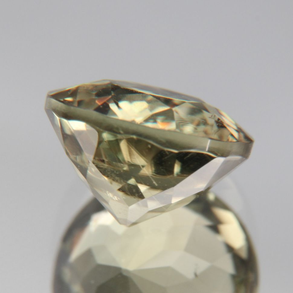 Diaspor(Sultanit) 2.06ct