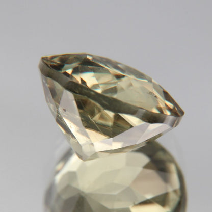 Diaspor(Sultanit) 2.06ct