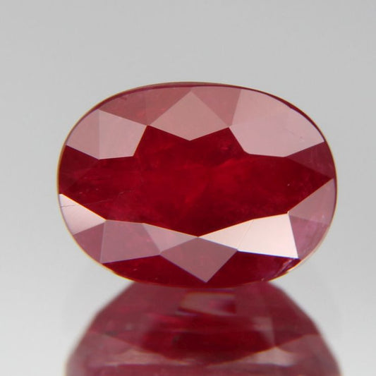 Taubenblutroter Rubin 1.03ct