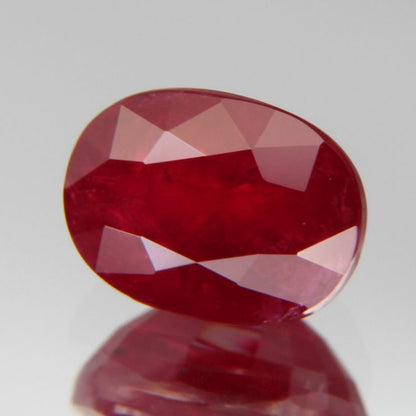 Taubenblutroter Rubin 1.03ct