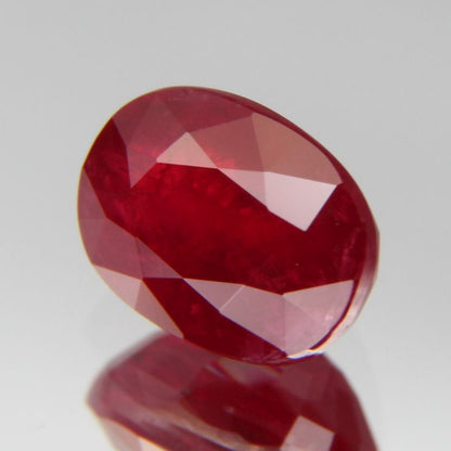 Taubenblutroter Rubin 1.03ct