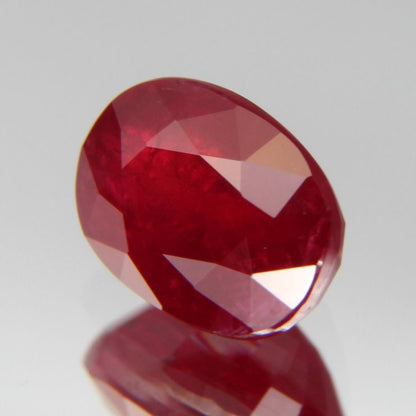 Taubenblutroter Rubin 1.03ct