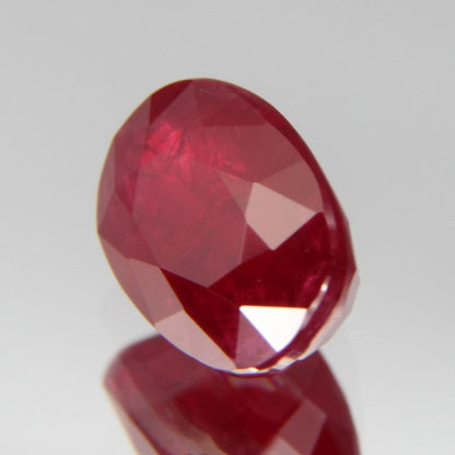 Taubenblutroter Rubin 1.03ct