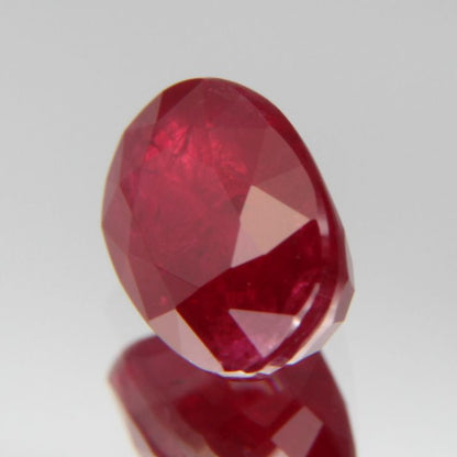 Taubenblutroter Rubin 1.03ct