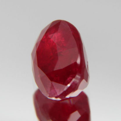 Taubenblutroter Rubin 1.03ct