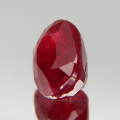 Taubenblutroter Rubin 1.03ct