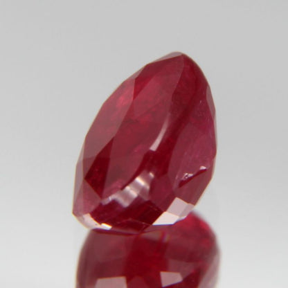 Taubenblutroter Rubin 1.03ct
