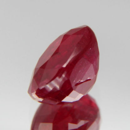 Taubenblutroter Rubin 1.03ct