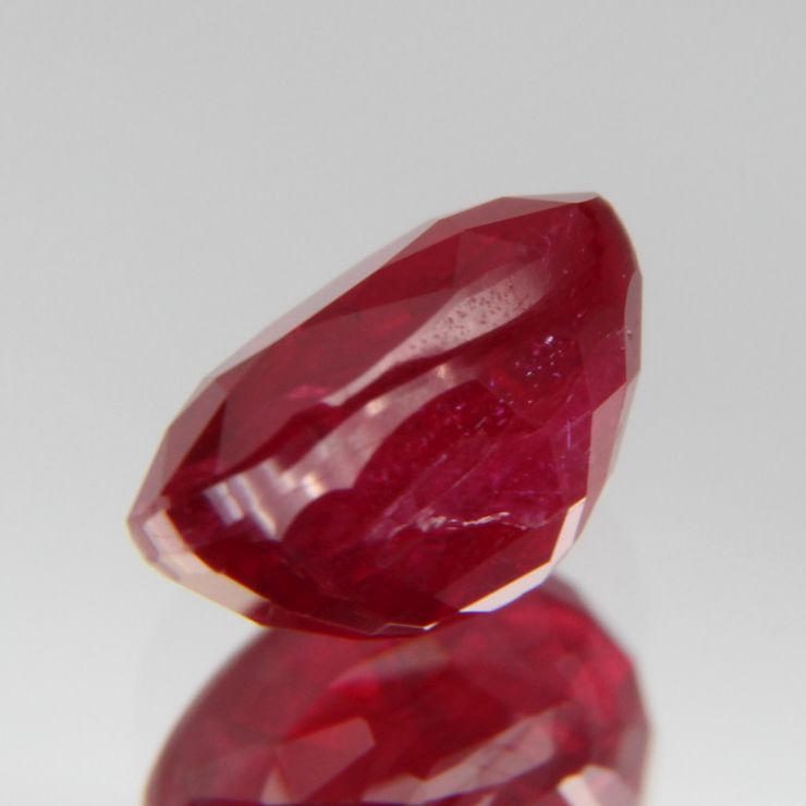 Taubenblutroter Rubin 1.03ct