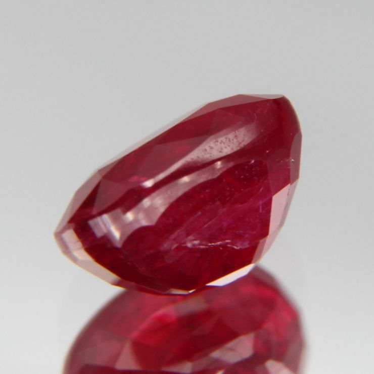 Taubenblutroter Rubin 1.03ct