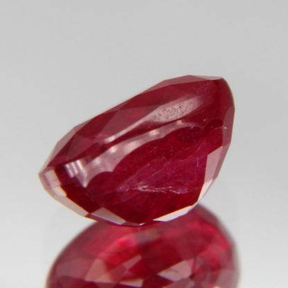 Taubenblutroter Rubin 1.03ct