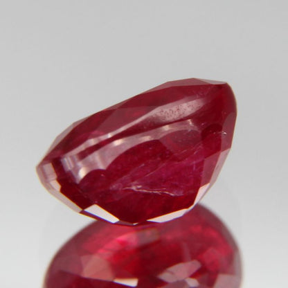 Taubenblutroter Rubin 1.03ct