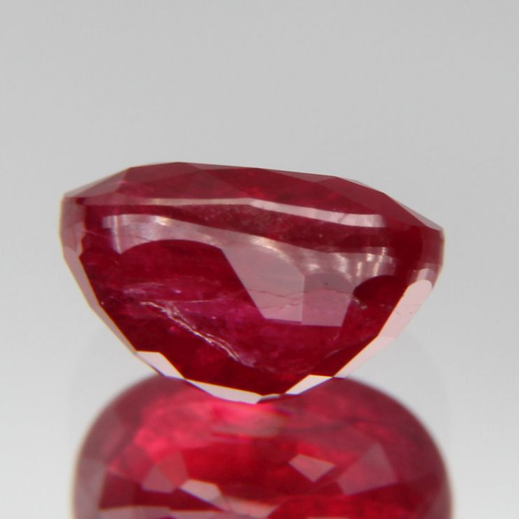 Taubenblutroter Rubin 1.03ct