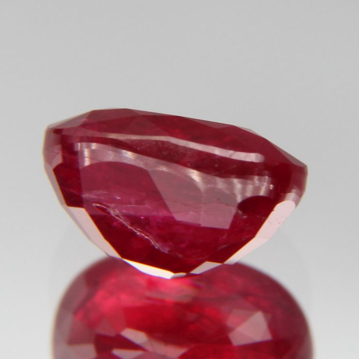 Taubenblutroter Rubin 1.03ct