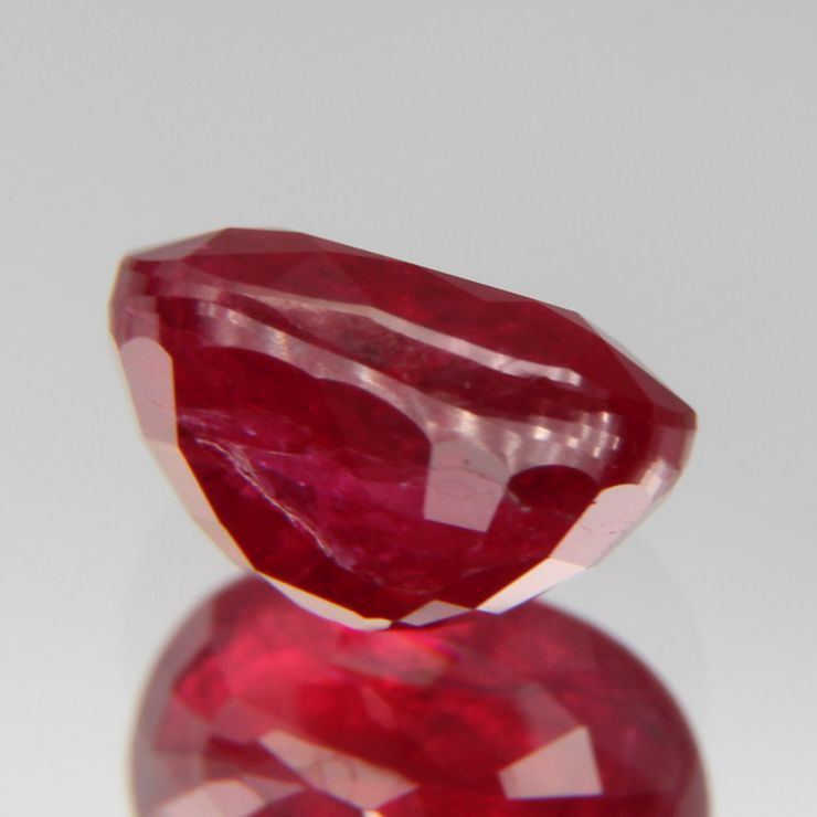 Taubenblutroter Rubin 1.03ct