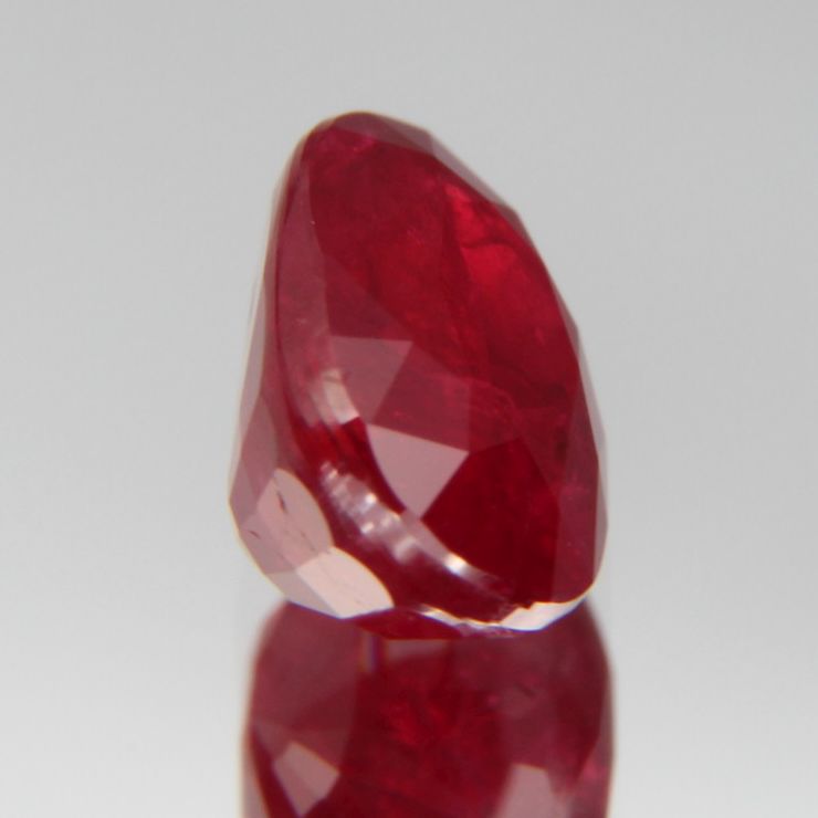 Taubenblutroter Rubin 1.03ct