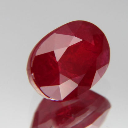 Taubenblutroter Rubin 1.03ct