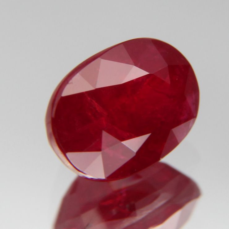 Taubenblutroter Rubin 1.03ct