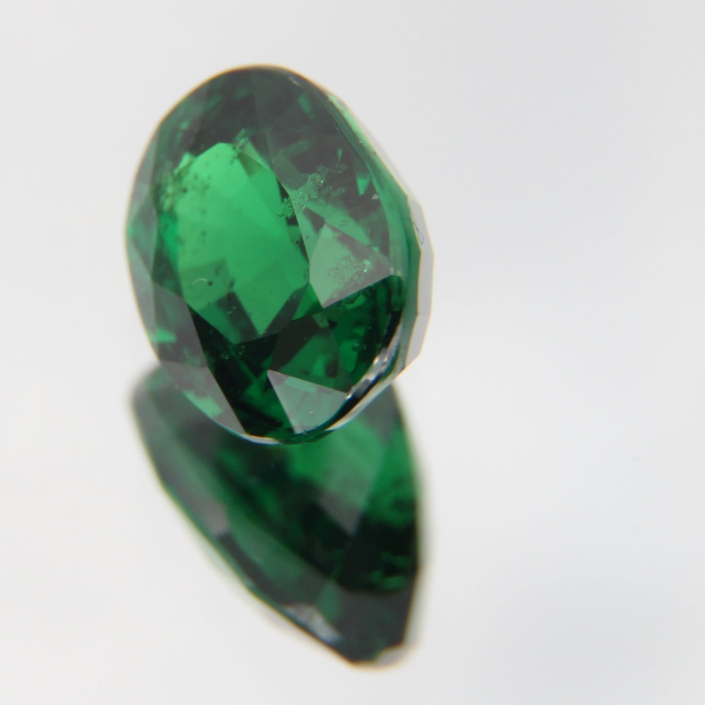 Tsavorit 1.05 ct