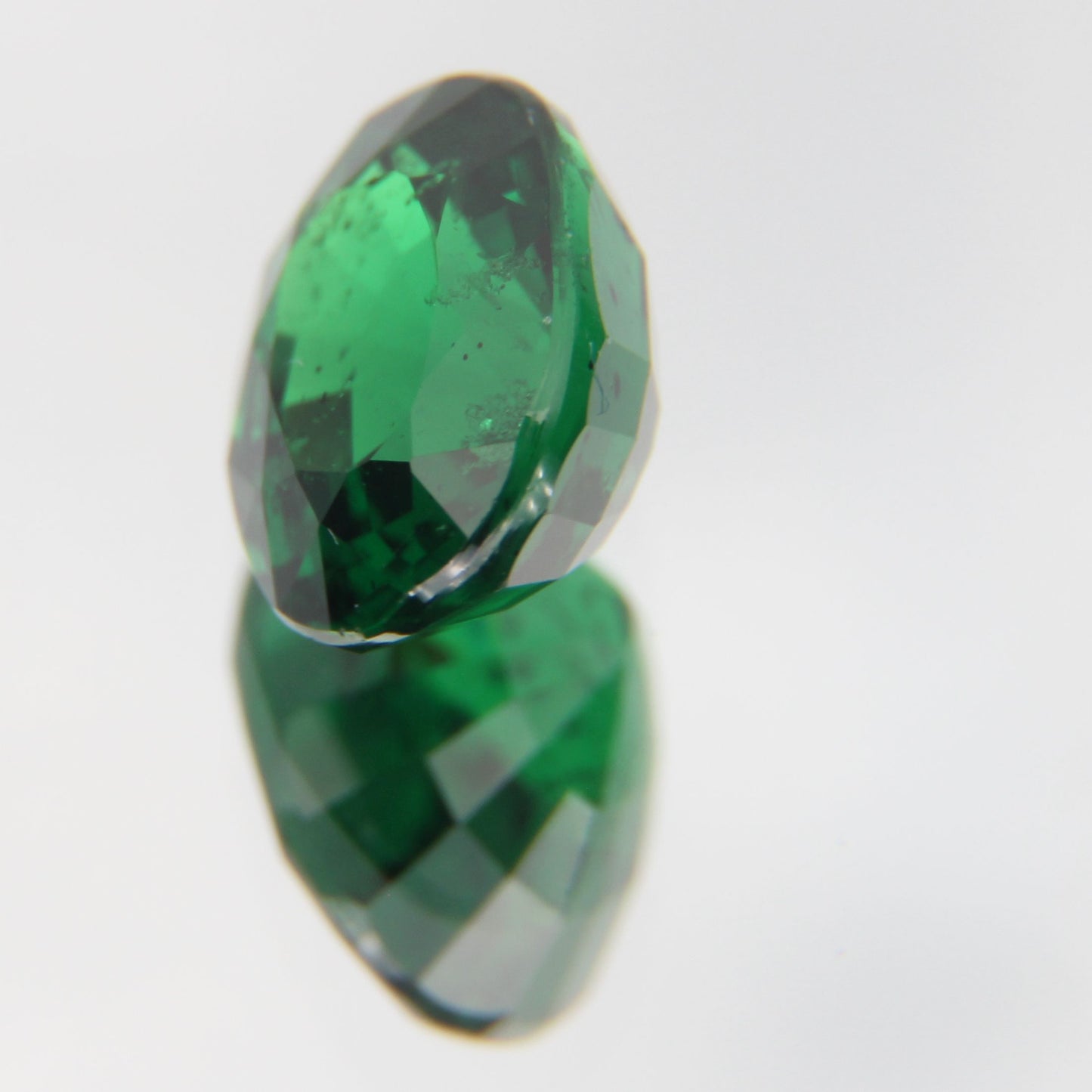 Tsavorit 1.05 ct
