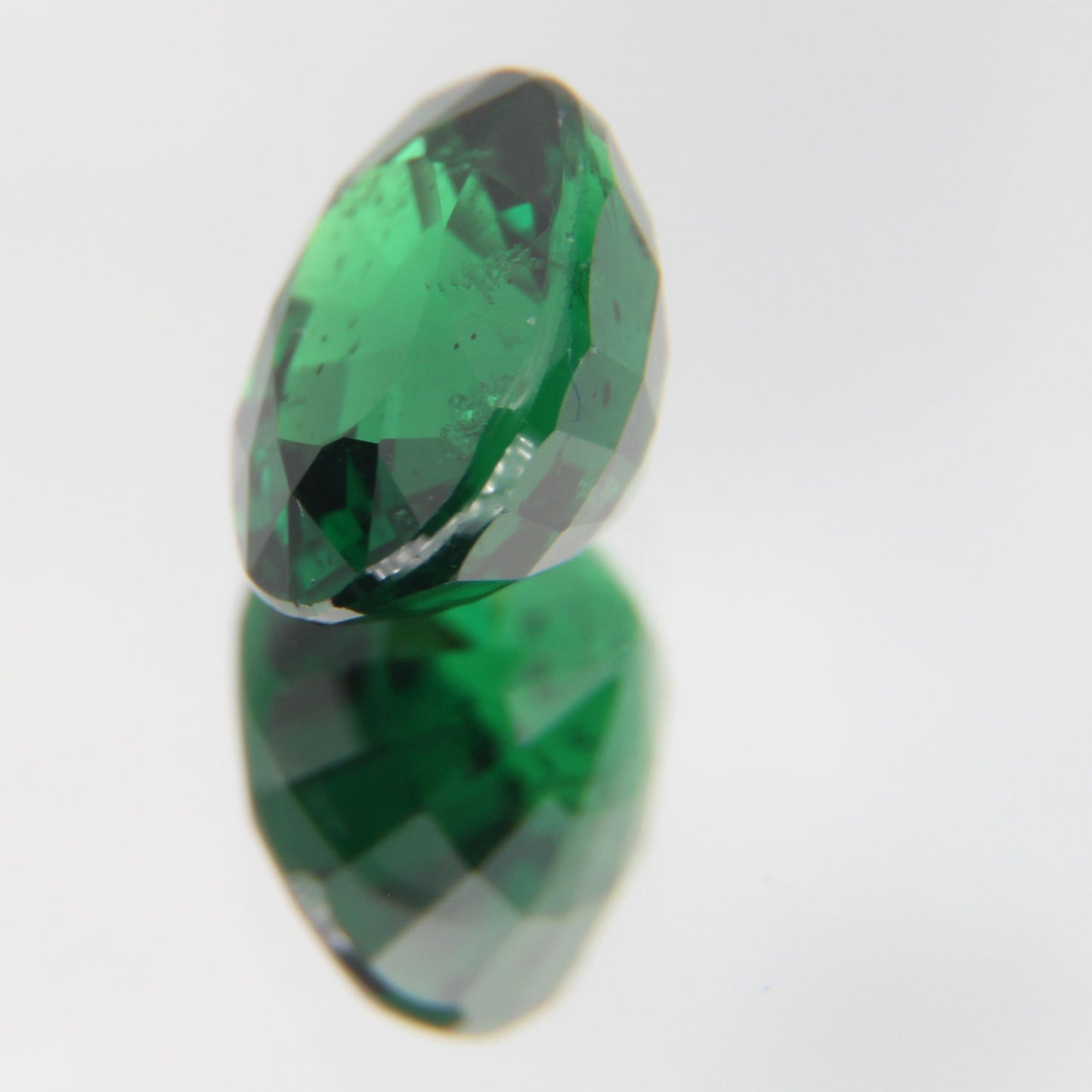 Tsavorit 1.05 ct